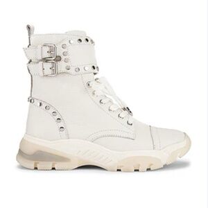 NEW Sam Edelman “Resnie” Sneaker in “White” - 9